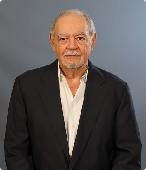 Headshot of Jesús Villaseñor